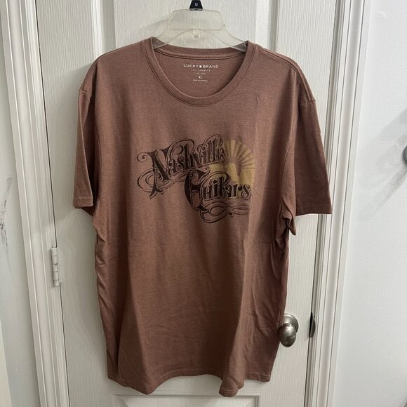 Nashville Guitar T-Shirt - Picture 1 of 4